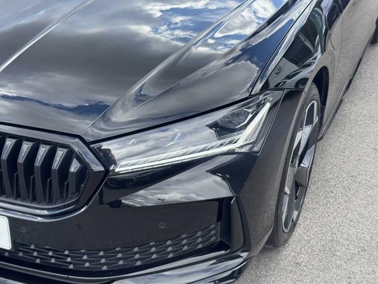 2025 Skoda Superb 1.5 TSI iV Sportline 5dr DSG Automatic Estate Hybrid Automatic
