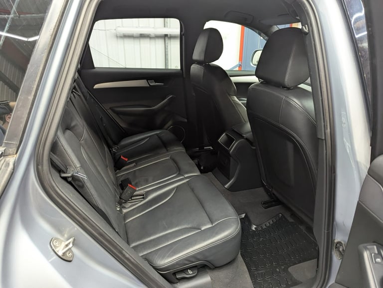 2009 Audi Q5 2.0 TDI Quattro S Line 5dr S Tronic ESTATE Diesel Automatic