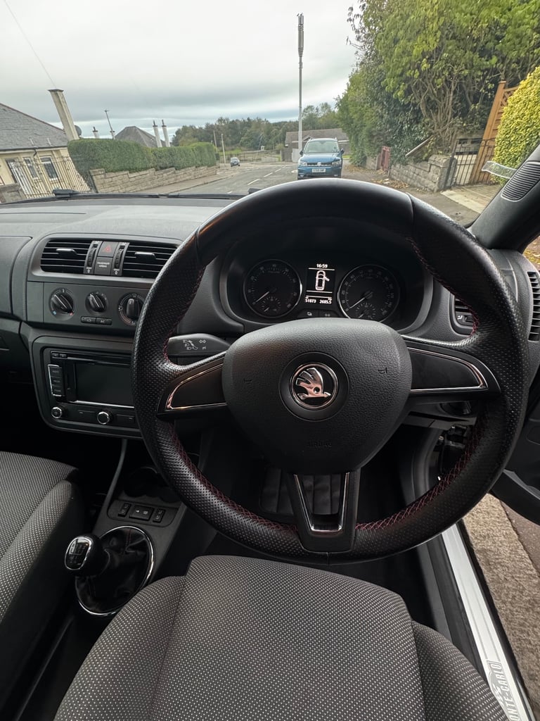 Skoda, FABIA, Hatchback, 2014, Manual, 1197 (cc), 5 doors