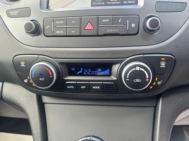 2017 Hyundai i10 1.2 Premium SE 5dr Auto HATCHBACK PETROL Automatic