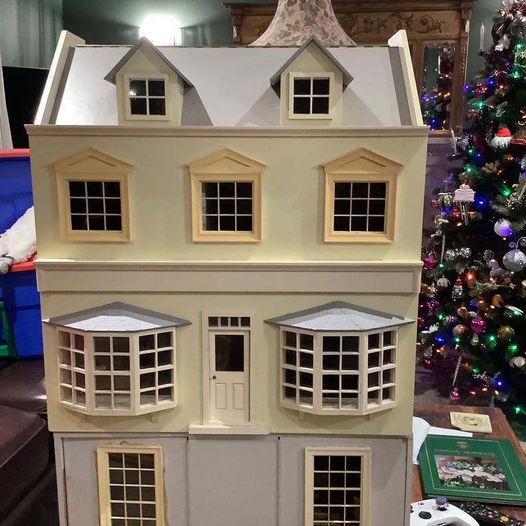 image for Collectable dolls house complete with furniture inside and outdoor