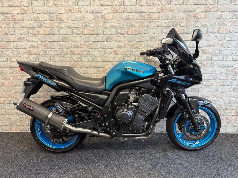 2003 Yamaha FZS 1000 Fazer - 21k miles - Long Mot - Lovely colour  
