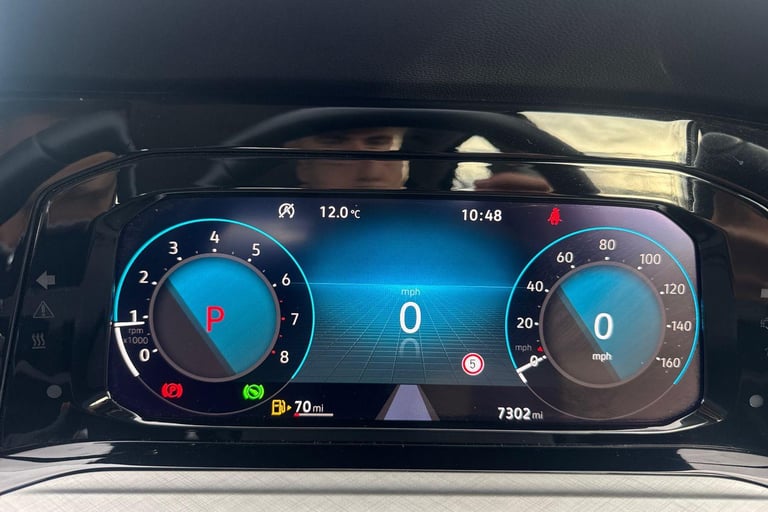  Volkswagen Golf 1.5 Etsi Mhev Life Hatchback 5dr Petrol Hybrid Dsg Euro 6 s/s