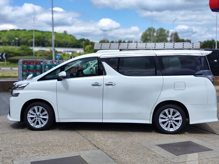 2023 Toyota Vellfire 3.5 V6 ENGINE PETROL Automatic