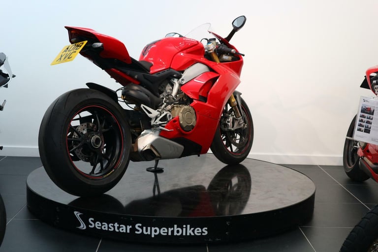 DUCATI PANIGALE V4S - 2018 - 6000 MILES