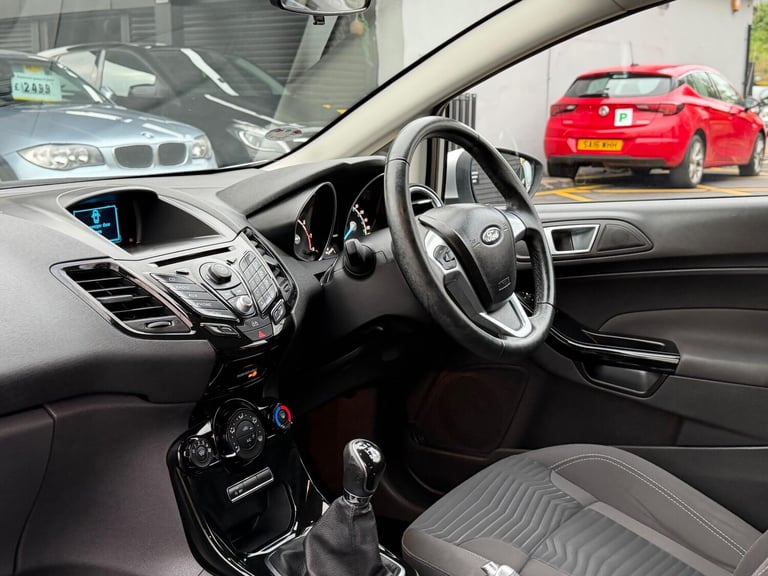 2013 Ford Fiesta 1.0T EcoBoost Zetec Euro 5 (s/s) 3dr HATCHBACK Petrol Manual