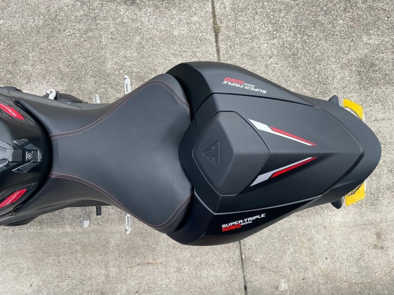 Triumph Speed Triple 1050 RS 2018 in Black