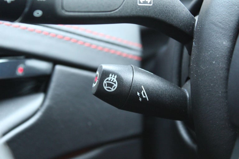 2023 Aston Martin V8 4.0 V8 Auto Euro 6 (s/s) 2dr COUPE Petrol Automatic