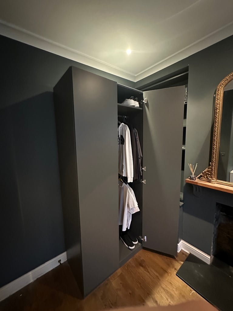 Large Double Rail Wardrobe