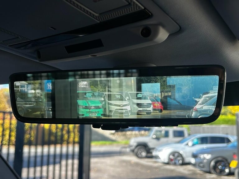 2023 Land Rover Defender 3.0 D250 Hard Top HSE Auto PANEL VAN DIESEL Automatic