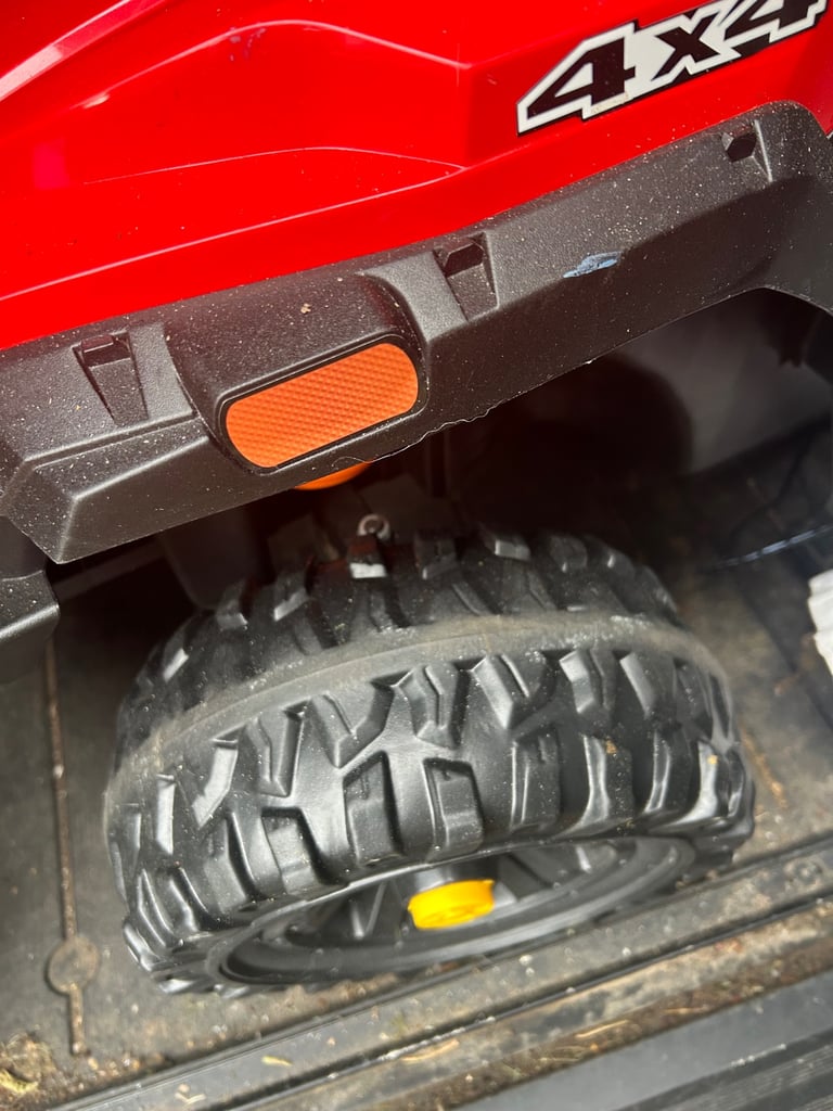 Electric jeep and trailer 