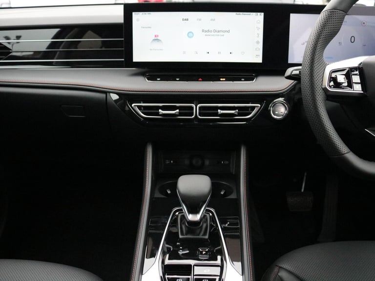 2025 MG MG HS 1.5 T-GDI Hybrid+ Trophy 5dr Auto ESTATE PETROL/ELECTRIC Automatic