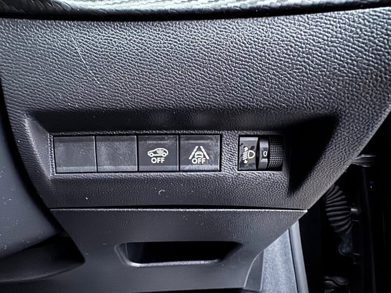 Peugeot 208 PURETECH ALLURE S/S