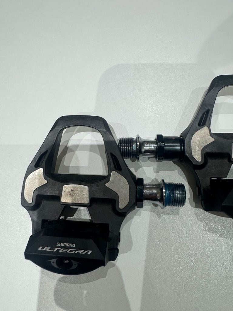Shimano Ultegra R8000 Carbon SPD-SL Pedals