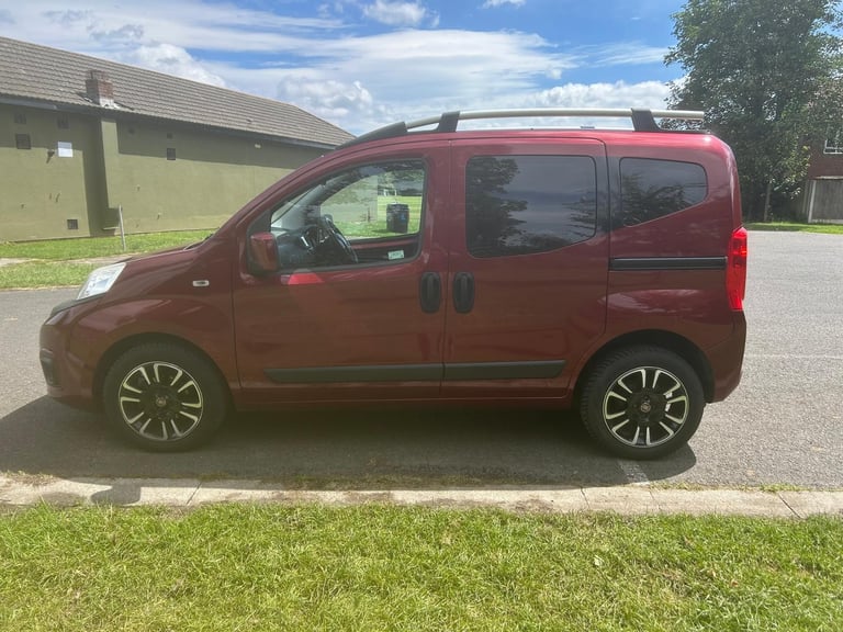 Fiat Qubo1.3 Lounge Semi-Auto Wheelchair Access WAV