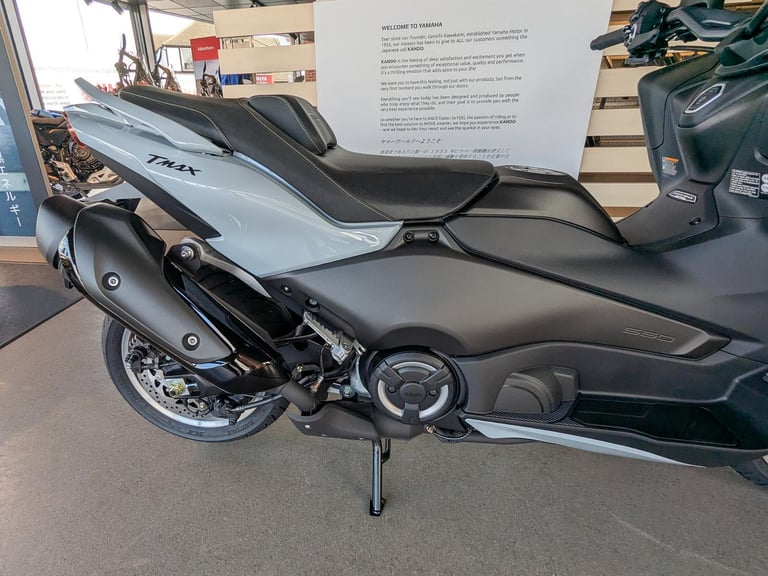 NEW '25 Yamaha TMAX Tech MAX. Ceramic Grey. £14,400 On The Road (No Added Fees)