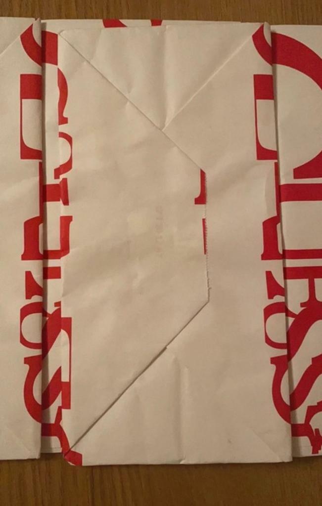 Guess gift bag 
