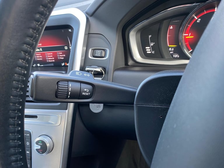 2016 Volvo XC60 2.0 D4 SE Lux Nav Auto Euro 6 (s/s) 5dr ESTATE Diesel Automatic