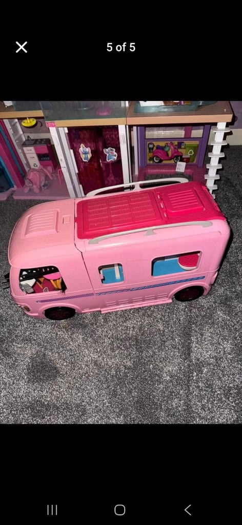 Barbie and LOL dolls house 