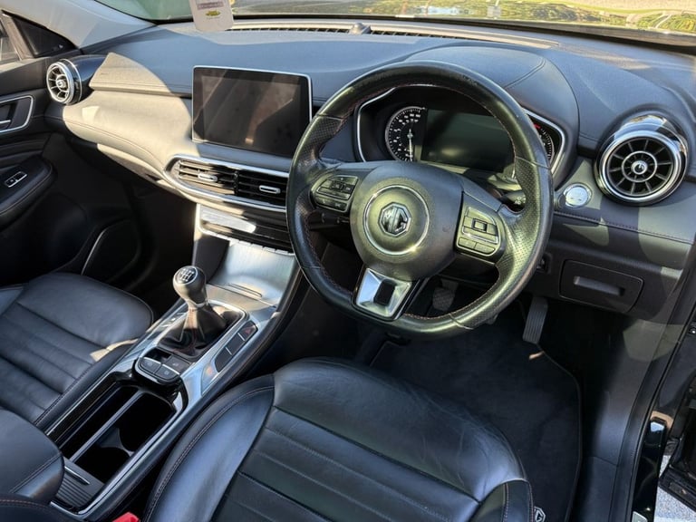 2020 20 MG MG HS 1.5 T-GDI EXCLUSIVE SUV 5DR PETROL MANUAL EURO 6 (S/S) (162 PS)