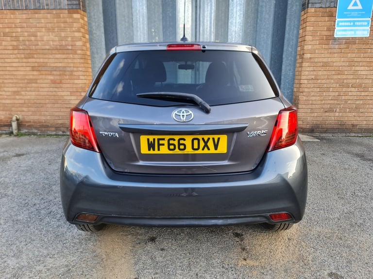 2016 Toyota Yaris 1.33 VVT-i Icon 5dr HATCHBACK Petrol Manual