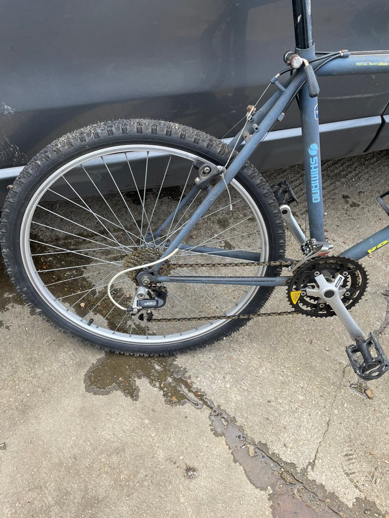 Mens mountain bike , 20 1/2” (520mm ) lightweight butted frame  