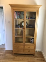 OAK DISPLAY CABINET/BOOKCASE WITH DRAWERS