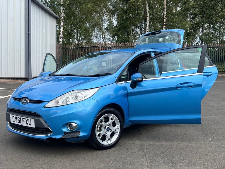 2012 Ford Fiesta 1.4 Zetec 5dr HATCHBACK Petrol Manual