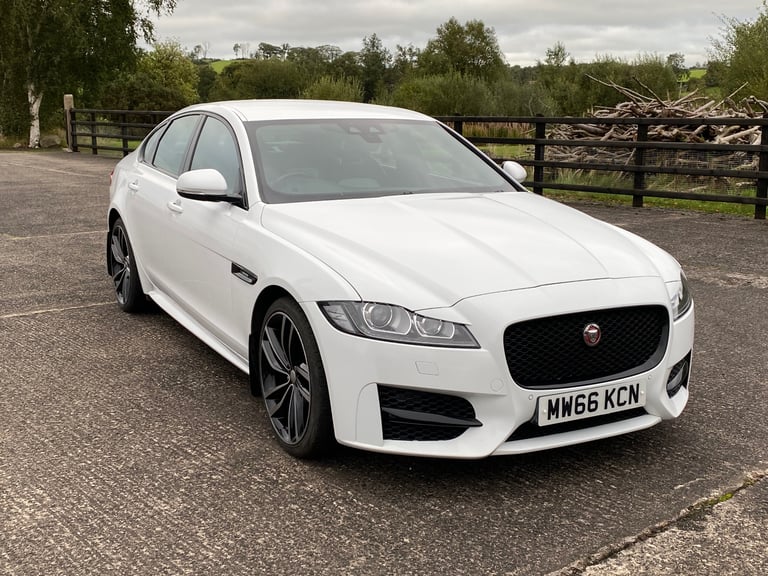 image for Jaguar, XF, Saloon, 2016, Manual, 1999 (cc), 4 doors