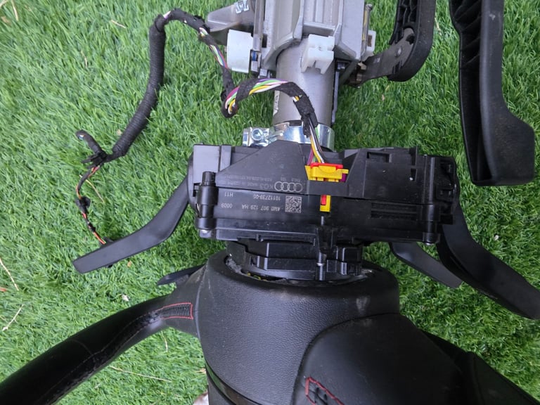 AUDI A5 FLAT BOTTOM MULTIFUNCTION LEATHER STEERING WHEEL Squib Breaking Parts 