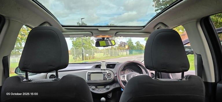 Toyota, YARIS, Hatchback, 2014, Manual, 1329 (cc), SUNROOF, 5 doors