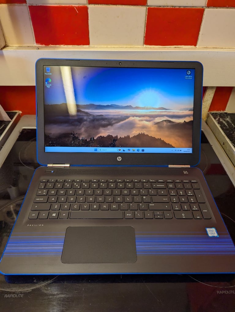 Hp pavilion laptop i5-7th 16GB 512GB 15.6 warranty