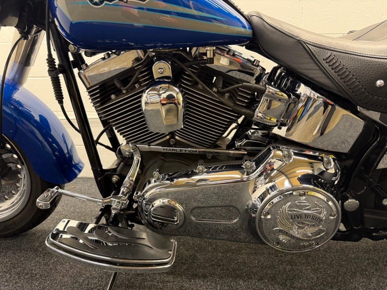 HARLEY-DAVIDSON FLSTF FAT BOY 1584 ** Vance and Hines - Keyless Start **