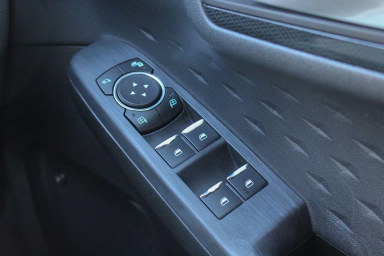  Ford Kuga 2.0 EcoBlue MHEV ST-Line Euro 6 (s/s) 5dr Diesel Manual
