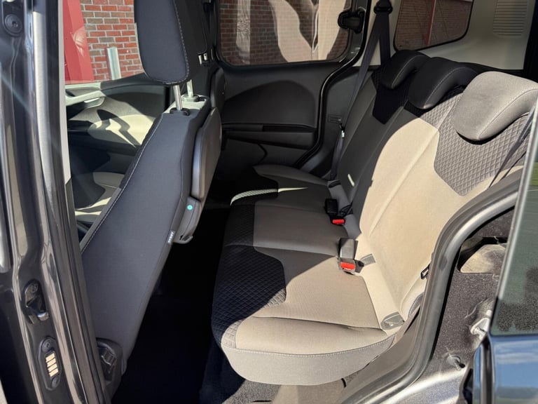2019 Ford Tourneo Courier 1.5 TDCi Zetec Euro 6 5dr MPV Diesel Manual