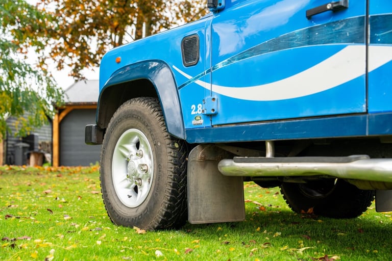 2020 Land Rover Defender 90 Saloon PETROL Manual