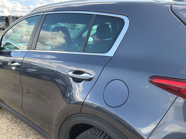 2017 Kia Sportage 1.7 CRDi 2 Euro 6 (s/s) 5dr ESTATE Diesel Manual