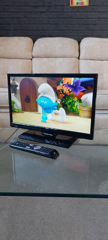 19 inch Cello Freeview Tv