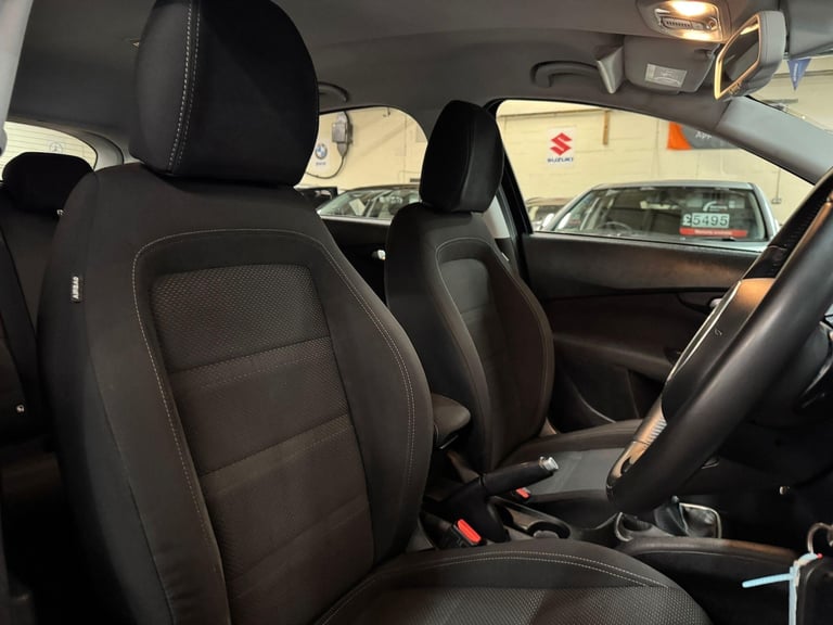 2017 Fiat Tipo 1.4 MPI Lounge Euro 6 5dr HATCHBACK Petrol Manual
