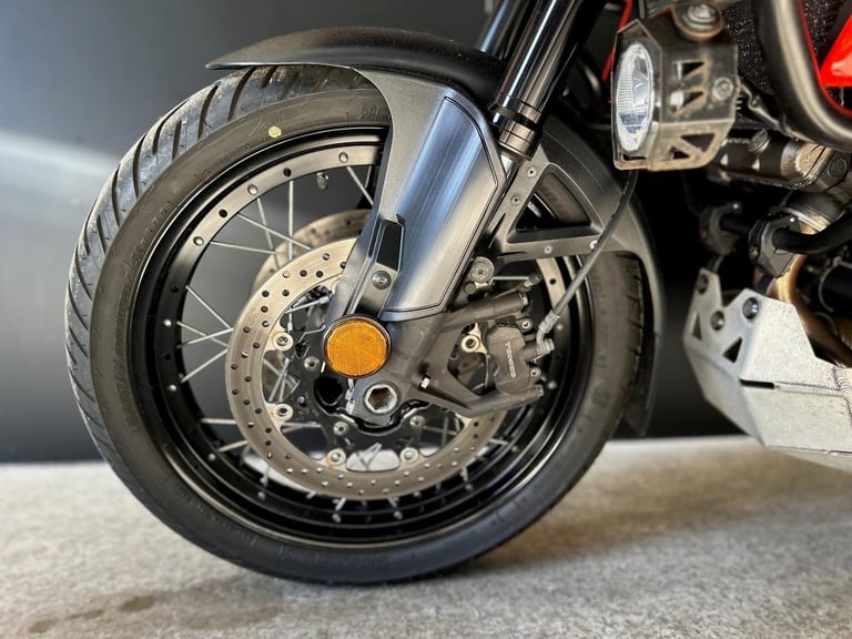 Stunning One Owner Low Mileage 2023/72 Suzuki DL 1050 V-Strom XT 