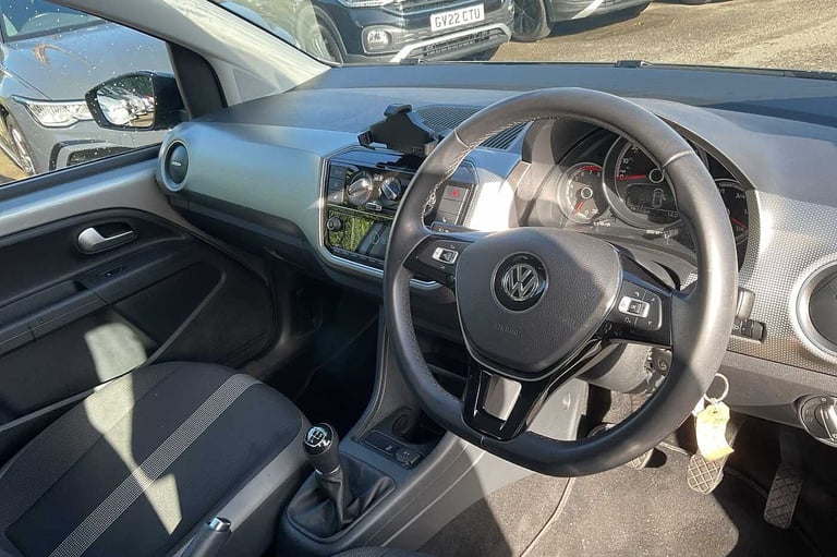 2018 Volkswagen up! 1.0 90PS High Up 5dr [Start Stop] HATCHBACK PETROL Manual