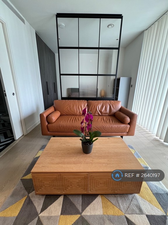 Studio flat in Ward's Place, London, E14 (#2640197)