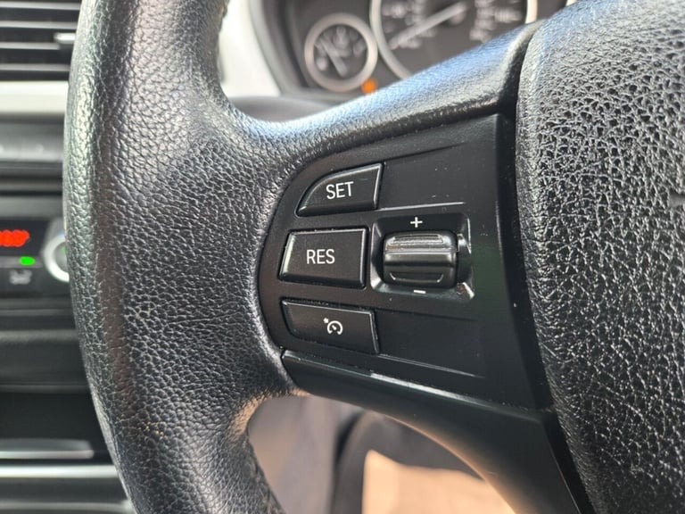 2013 BMW 3 Series 320d SE 5dr HATCHBACK DIESEL Manual