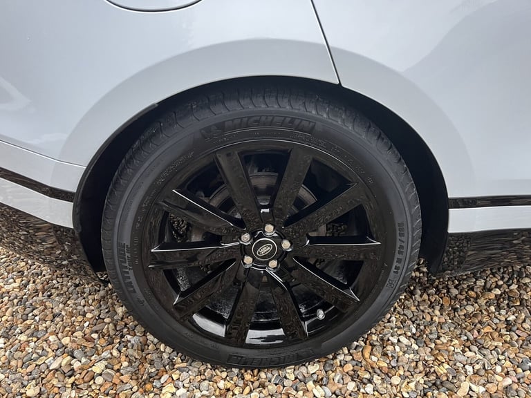 LAND ROVER RANGE ROVER VELAR 3.0 D300 R-Dynamic S 2019