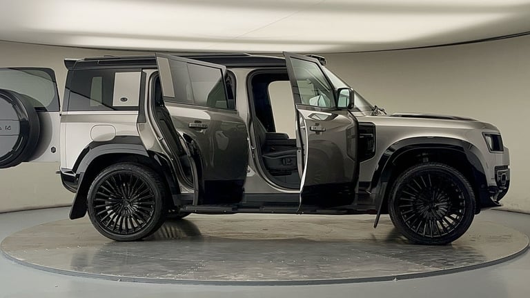 2024 Land Rover Defender 110 3.0 D250 MHEV X-Dynamic HSE SUV 5dr Diesel Auto 4WD Euro 6 (s/s) (25...