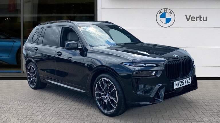 image for 2025 BMW X7 xDrive40d MHT M Sport 5dr Step Auto Diesel Estate Estate Diesel Automatic