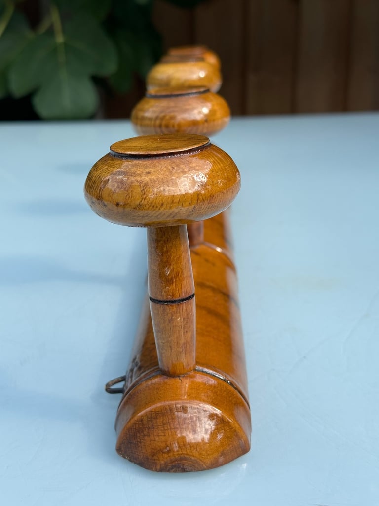 VINTAGE FRENCH FAUX BAMBOO COAT RACK, COAT HOOKS, HAT RACK, FOUR HOOK - L51.5cm - WILL POST!