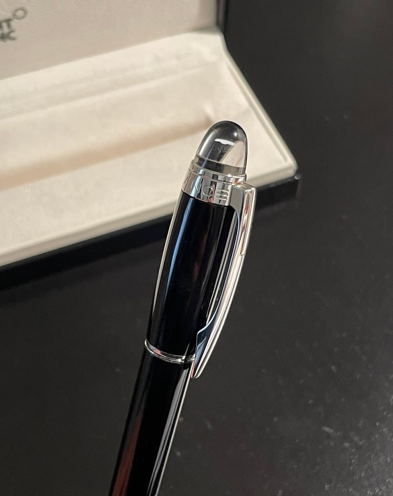 Montblanc Precious Resin Fine Liner Pen