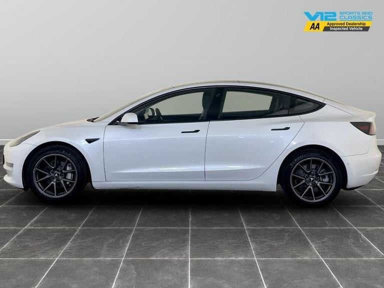 2021 Tesla Model 3 (Dual Motor) Long Range Auto 4WDE 4dr Automatic Saloon Electric Automatic