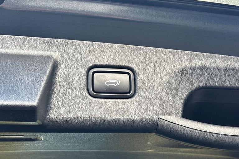 2023 Hyundai TUCSON 1.6 TGDi Hybrid 230 Ultimate 5dr 2WD Auto ESTATE PETROL/ELECTRIC Automatic